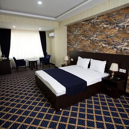 Kristal Inn Hotel باكو المظهر الخارجي الصورة