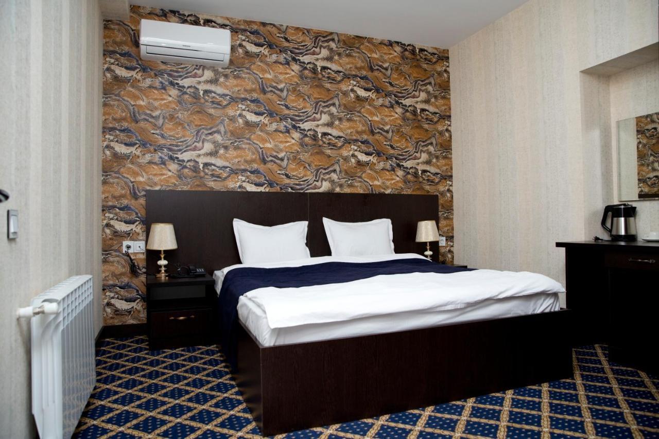 Kristal Inn Hotel باكو المظهر الخارجي الصورة
