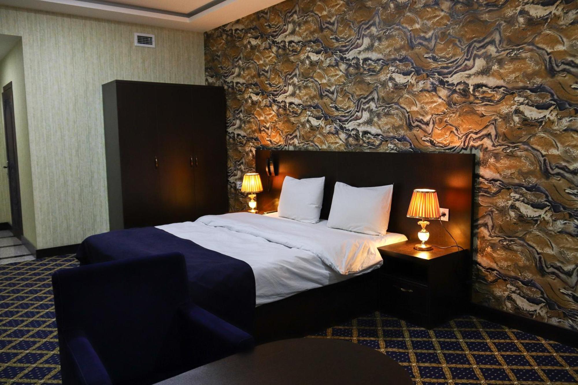 Kristal Inn Hotel باكو المظهر الخارجي الصورة